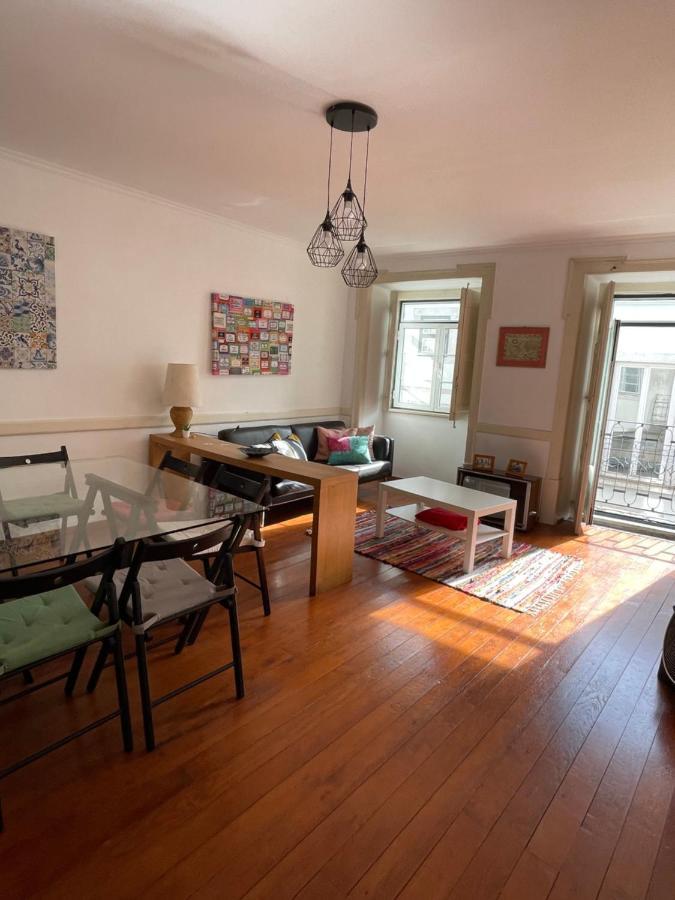Apartamento central para grupo ou familias Lisbon Bagian luar foto