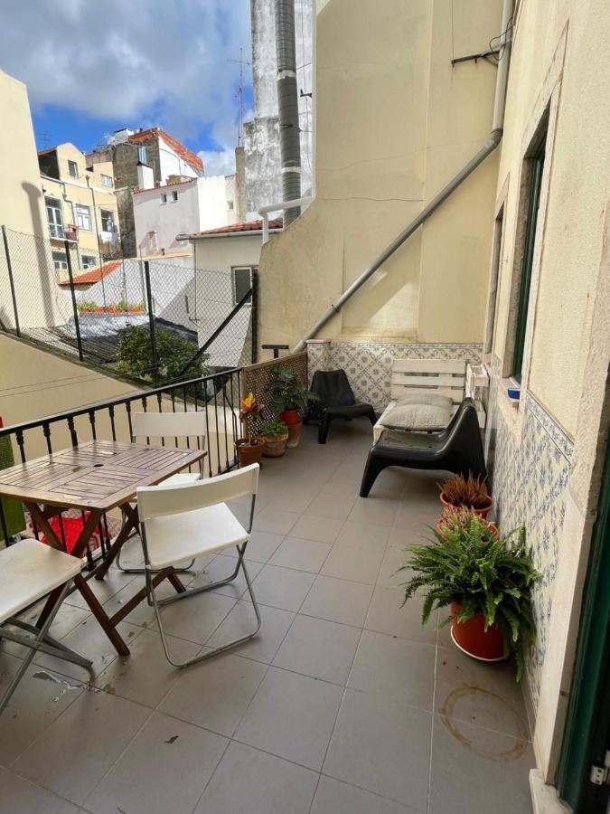 Apartamento central para grupo ou familias Lisbon Bagian luar foto